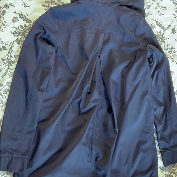 Lululemon Savasana Waterproof Jacket - Picture 11 of 13